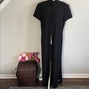 Vintage Black Short Sleeve Top